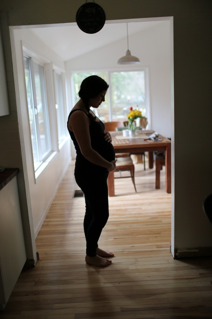Maternity Photo Shoot With Coeur de La! // @The Little Things We Do