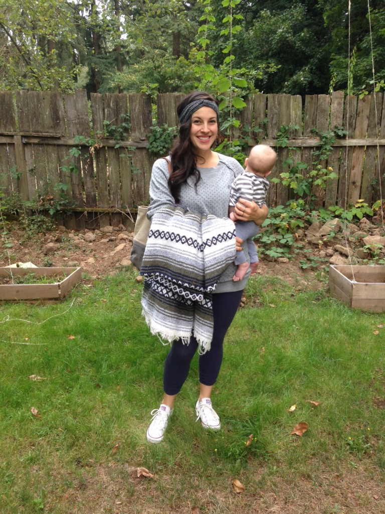 Easy-Access Fashion For Nursing Mamas // @ The Little Things We Do