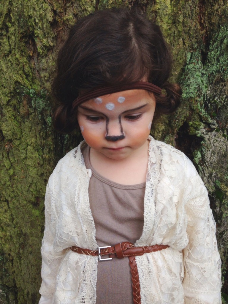 Last Minute DIY Deer Costume For Kids // @ The Little Things We Do